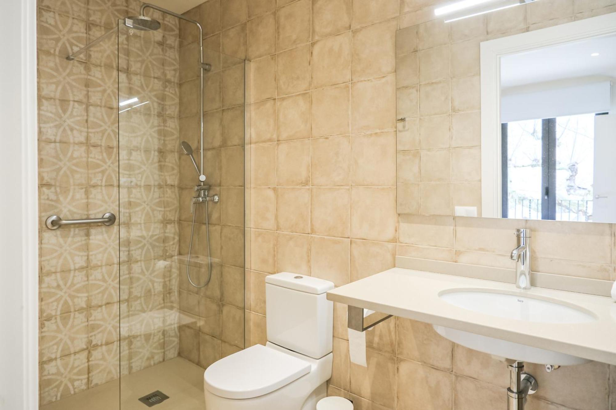 Can Cintet 1 Apartamento En La Plaza De Бесалу Экстерьер фото